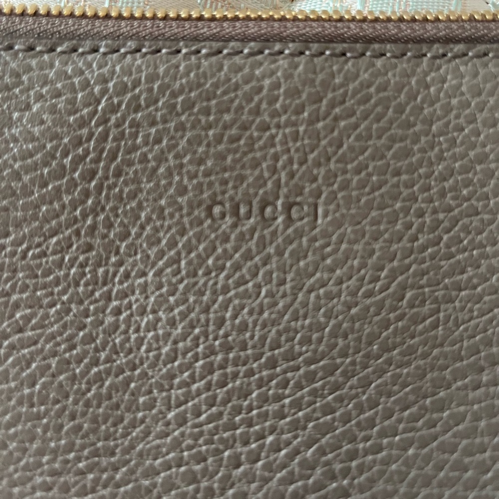 Gucci Bamboo Clutch - Picture 3 of 13